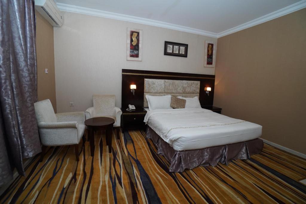 Al Masem Luxury Hotel Suites 3 Al Ahsa 호푸프 외부 사진